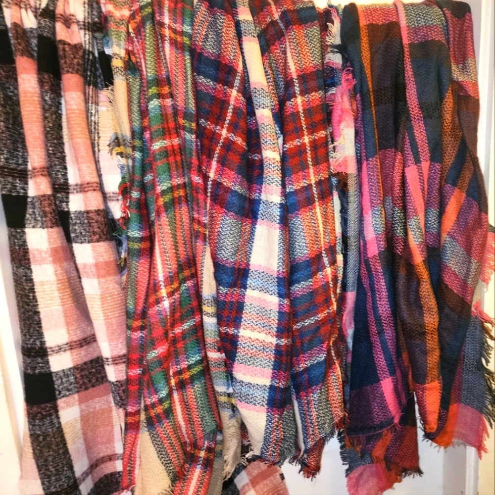 Set of 4 soft plaid scarves/wraps